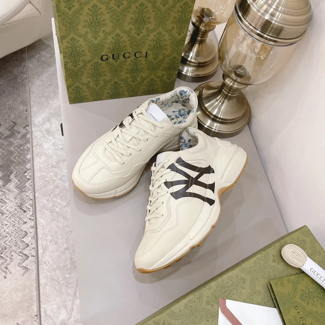 P700👟👟 The top version of GUCCI dad shoes, the latest upgraded version❗❗ The fabric is 100% consistent with the store. The whole series uses four leather styles. Each pattern, color and fabric are one-to-one consistent with the store. Women's size 35 36 37 38 39 40 Men's size 39 40 41 42 43 44 (women's size 34, men's size 45 can be customized)
